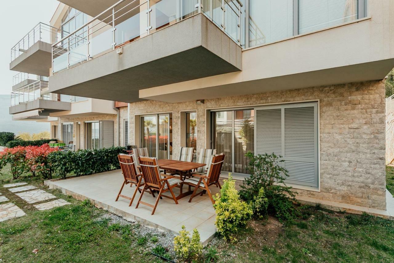 Апартаменты Acacia Hill A3 Дженовичи Экстерьер фото