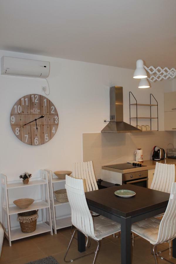 Апартаменты Acacia Hill A3 Дженовичи Экстерьер фото