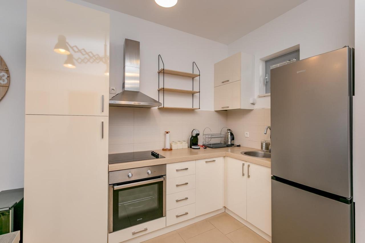 Апартаменты Acacia Hill A3 Дженовичи Экстерьер фото